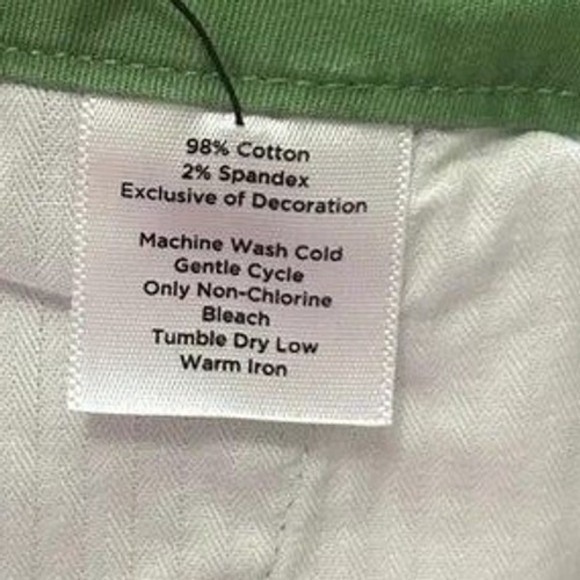 Talbots Petites Green Embroidered Bermuda Chino Shorts 4P - Picture 8 of 9